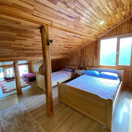 Chalet Cambasi Dag Evi
